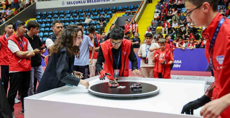 Selçuklu TEKNOSEL 2026 Teknoloji Festivali Başladı