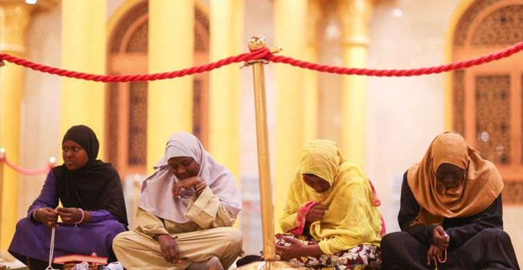 Senegal'de İlk Teravih Namazı Coşkuyla Kılındı