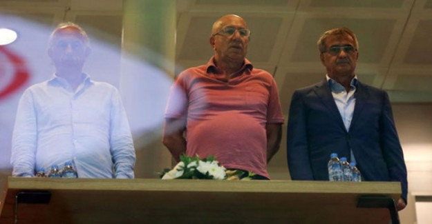 Şenol Güneş Kasımpaşa'nın Maçını Tribünde İzledi