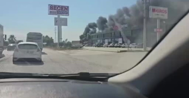 Serik'te besiciye ait konteyner yangında kullanılamaz hale geldi