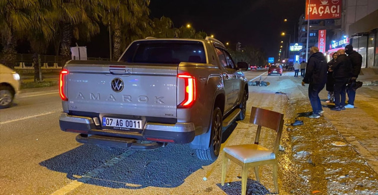 Serik'te Elektrikli Bisiklet Sürücüsü Kamyonetle Çarpışarak Hayatını Kaybetti