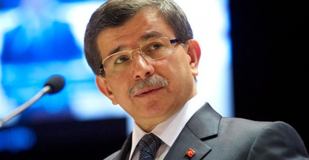 Serkan İnci'nin Yaptığı Ankette Ahmet Davutoğlu Dibi Gördü