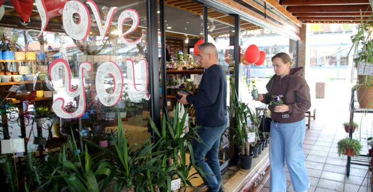 Sevgililer Günü'nde Özgün Üretim: Dalaman Açık Ceza İnfaz Kurumu'ndan Çiçekler