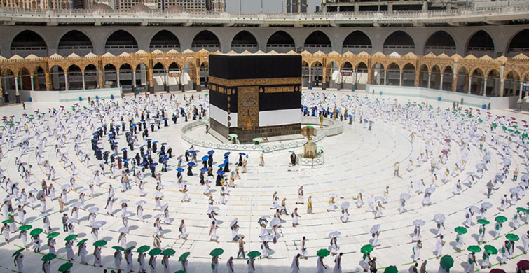 Sevindiren Haber Geldi! Hacı Adayları Kabe'de ilk Tavaflarını Yapmaya Başladı