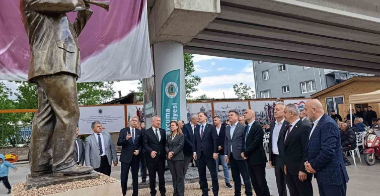 Seyfi Usta'nın Anısına Heykel Açılışı