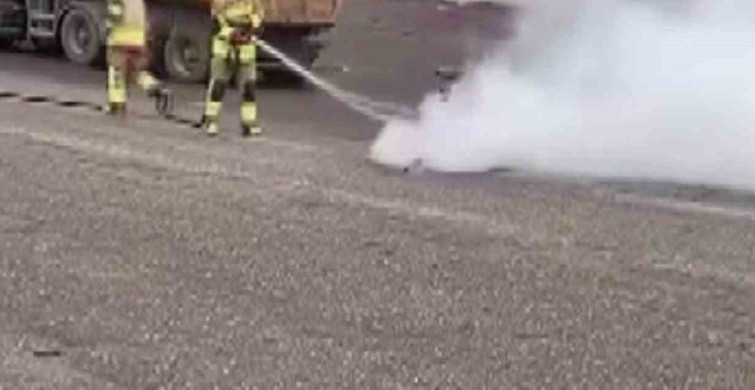 Seyir halinde alev alan motosiklet kullanılmaz hale geldi