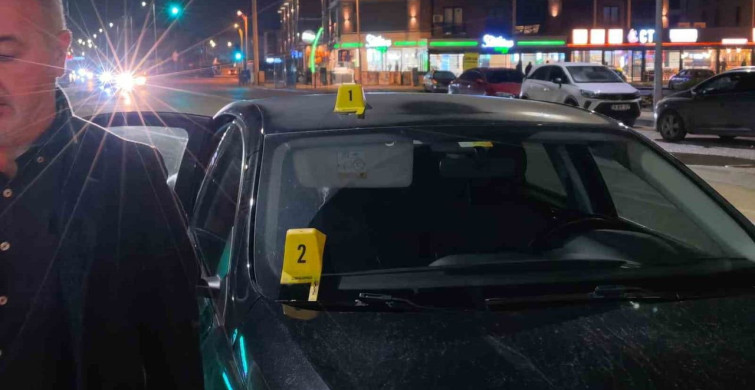 Seyir Halindeki Otomobile Yorgun Mermi Isabet Etti