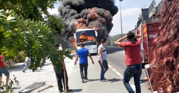 Seyir Halindeki Yolucu Otobüsünde Yangın Çıktı! 5 Kişi Hayatını Kaybetti