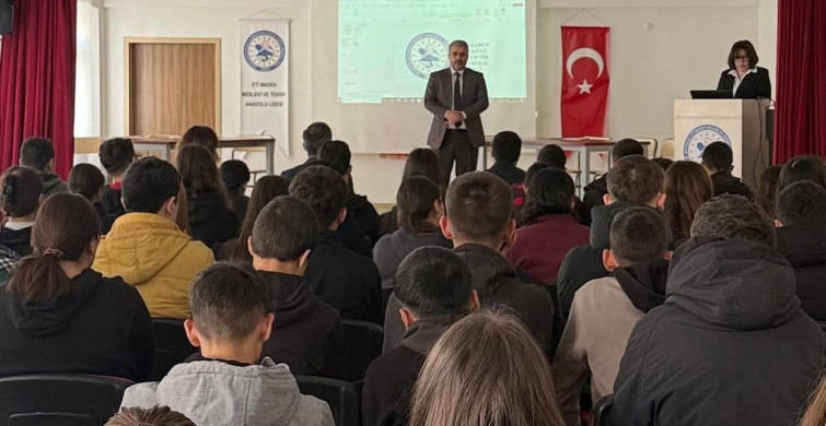 Seyitgazi'de Lise Öğrencilerine Siyer Bilgi Yarışması