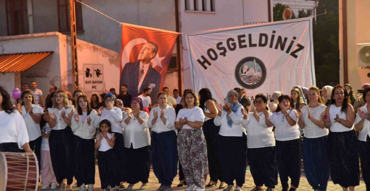 Seyitgazi'de şalvar gecesi coşkuyla kutlandı