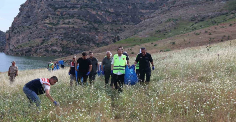 Siirt Botan Vadisi'nde çevre temizliği etkinliği düzenlendi