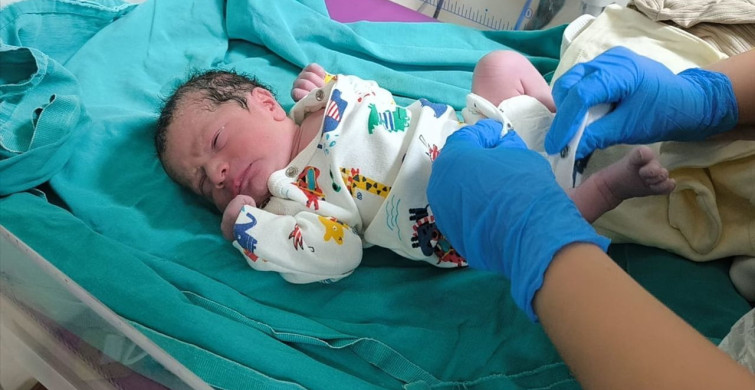 Siirt'te 2025'in Son Bebeği Dünyaya Geldi