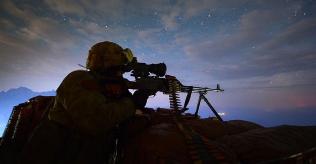 Siirt'te 2'si Kadın 4 PKK'lı Öldürüldü