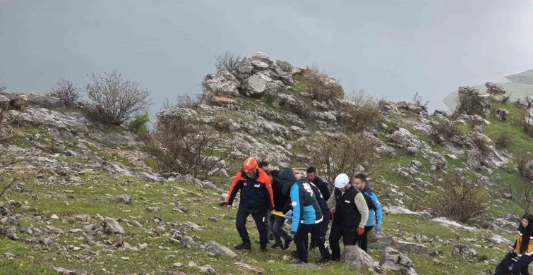 Siirt'te Genç Yamaç Paraşütü Parkurunda Kazayla Yaralandı