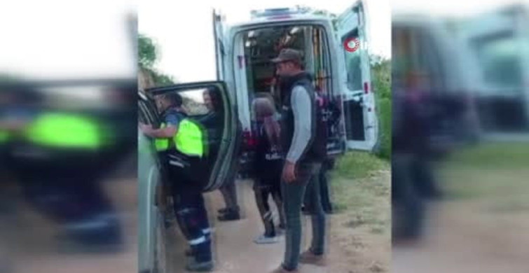 Siirt'te Kalp Krizi Geçiren Kadına Katırla Ulaşım