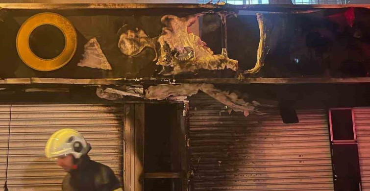Siirt'te markette çıkan yangın itfaiye ekipleri tarafından söndürüldü