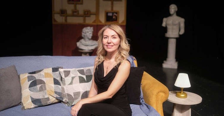 Sil Baştan: Modern İlişkileri Sorgulayan Bir Tiyatro Oyunu
