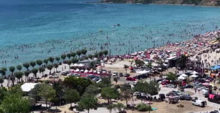 Silivri Kumluk Plajı hafta sonu yoğun ilgi gördü