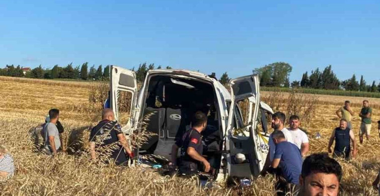 Silivri’de minibüs tarlaya uçtu: 2 ölü, 10 yaralı