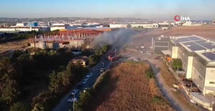 Silivri'de mobilya atölyesinde yangın