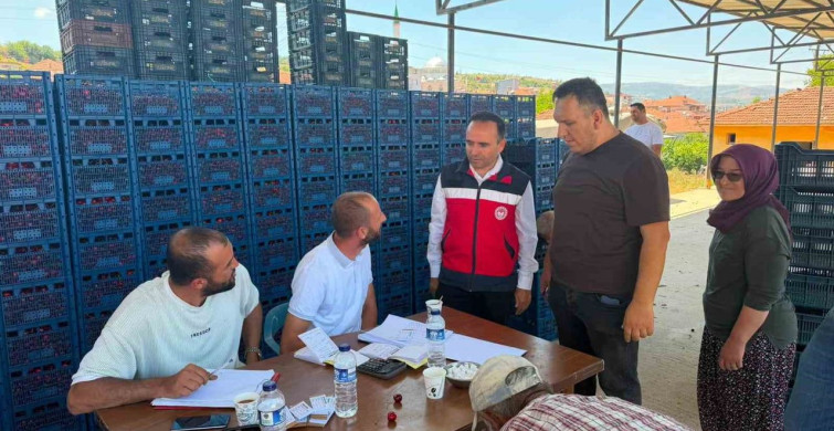 Simav İlçe Tarım ve Orman Müdürlüğü kiraz alım merkezlerini ziyaret etti