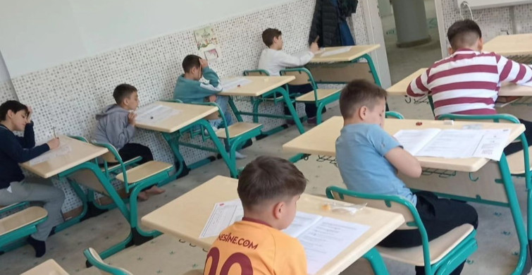 Simav'da 'Çocuk İlmihali' Bilgi Yarışması Düzenlendi