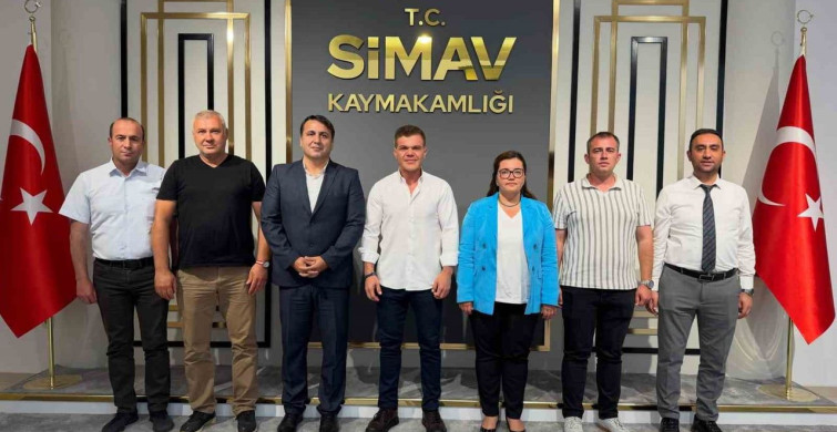 Simav’da yeşilay yamaç paraşütü mesafe Türkiye şampiyonası hazırlık toplantısı yapıldı