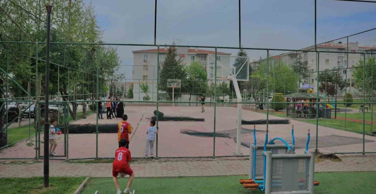 Sincan'da Park Yenileme Seferberliği Başladı