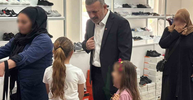 Sincan'dan Bayram Hediyesi: 1100 Çocuğa Kıyafet ve Ayakkabı