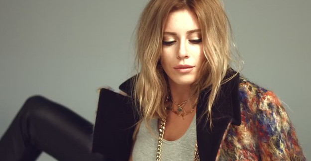 Sinem Kobal'ın Yüzü Gülmüyor