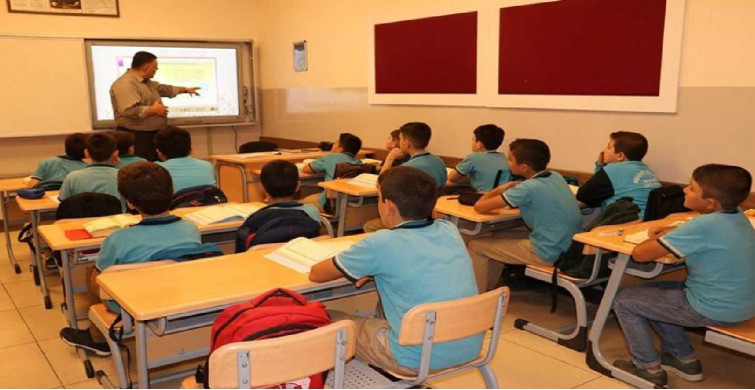 Sınıf geçmede hangi notlar geçerli olur? 1. dönem notları sınıf geçmede geçerli mi?