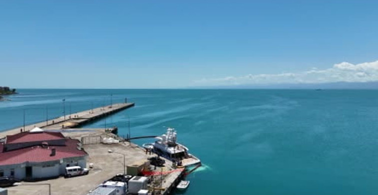 Sinop Limanı'ndaki lüks yat 7 günlük çalışma ile kurtarıldı