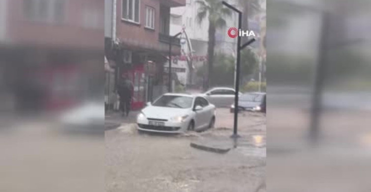 Sinop Türkeli ilçesinde sağanak yağış etkili oldu