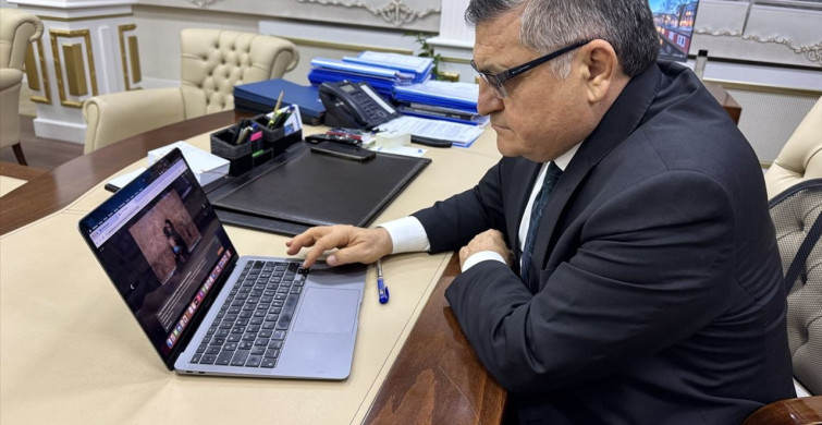 Sinop Valisi Özarslan, Anadolu Ajansı'nın Yılın Kareleri Oylamasına Katıldı