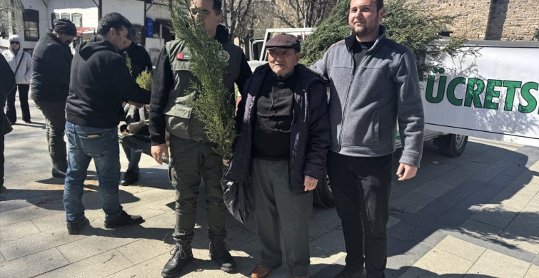 Sinop'ta 5.700 Fidan Dağıtıldı: Orman Gücüne Destek