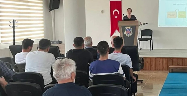 Sinop'ta denetimli serbestlik hizmetleri semineri düzenlendi
