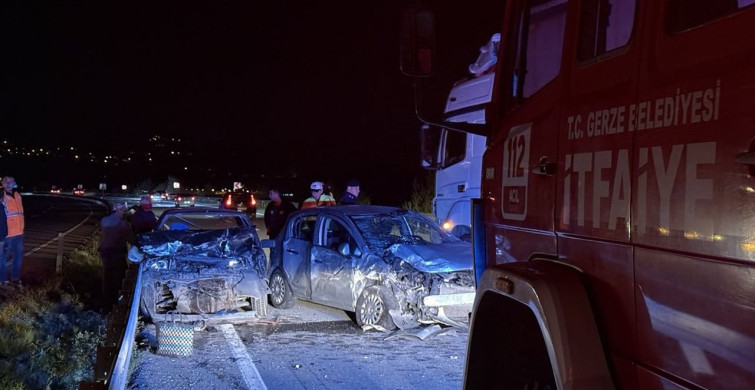 Sinop'ta Lastik Değişimi Sırasında Kaza: 4 Yaralı Sinop'ta Lastik Değişimi Sırasında Kaza: 4 Yaralı