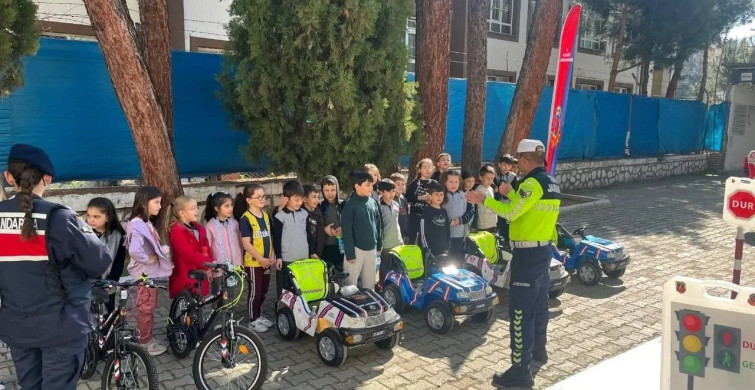 Sinop'ta Miniklere Trafik Eğitimi