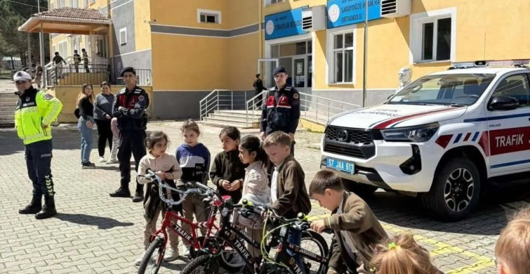 Sinop'ta Miniklere Uygulamalı Trafik Güvenliği Eğitimi