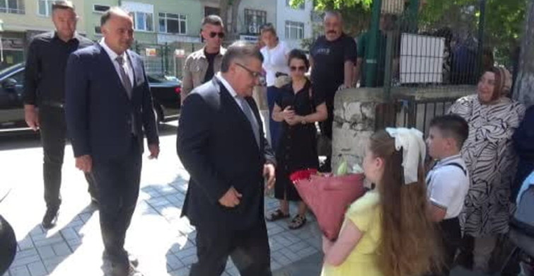 Sinop'ta öğrenciler karne sevinci yaşadı