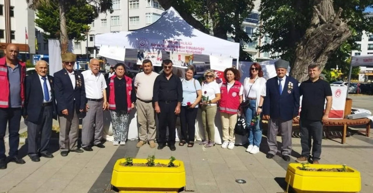 Sinop'ta şehit yakınları ve gazilere yönelik sanat sergisi açıldı