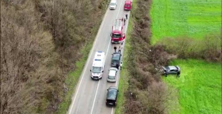 Sinop'ta Tarlaya Uçan Araçta 5 Kişi Yaralandı