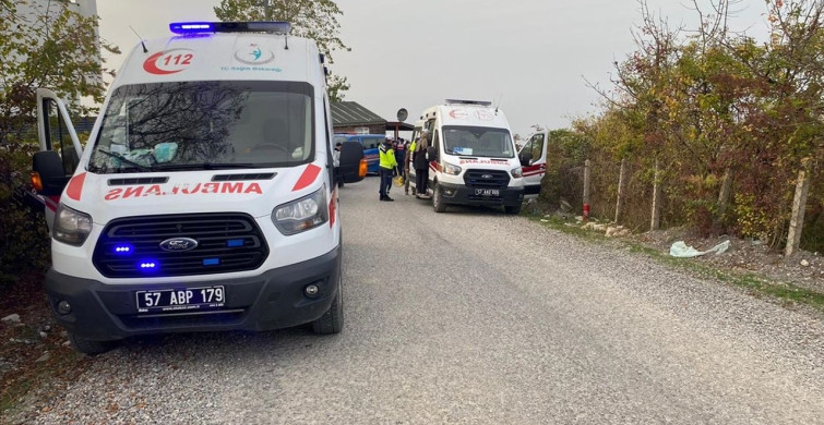 Sinop'ta Ticari Taksi Devrildi: İki Yaralı