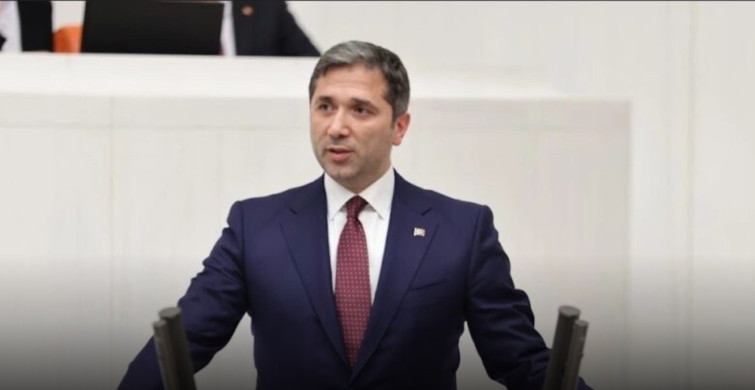 Sırakaya: Yunanistan Lozan’ı İhlal Ediyor