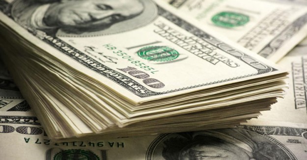 Sırasını Arkasındaki Adama Verdi, 1,5 Milyar Dolar Kazandı
