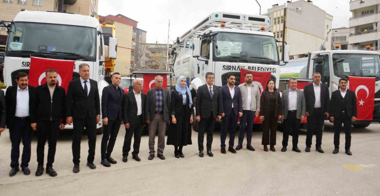 Şırnak Belediyesi Araç Filosu Büyüyor: 6 Yeni Araç Tanıtıldı
