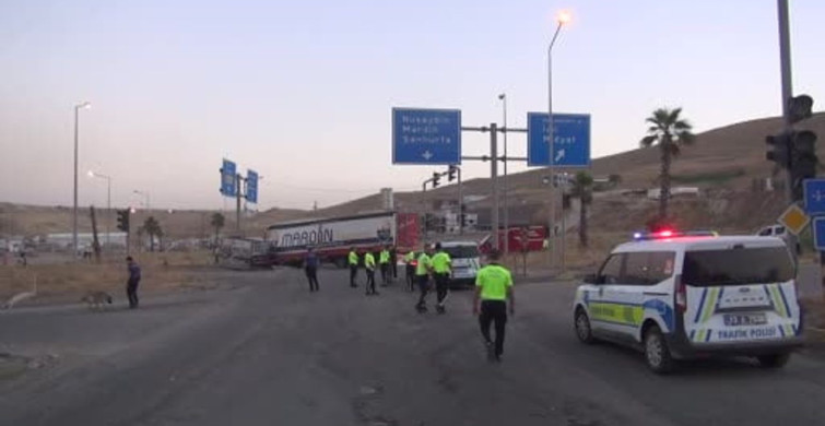 Şırnak'ın Cizre ilçesinde iki tır çarpıştı: 2 yaralı