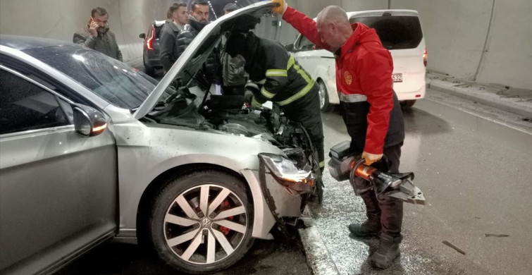 Şırnak'ta 3 Araçla Gerçekleşen Kaza Sonucu 1 Ölü, 7 Yaralı