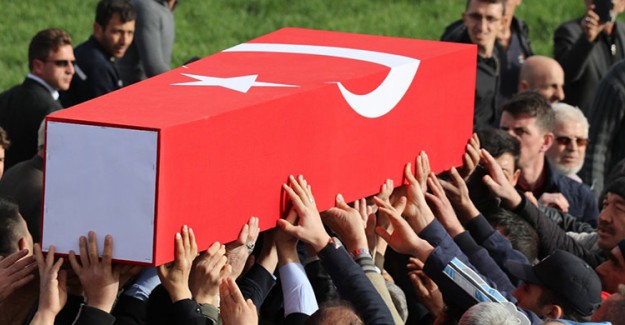 Şırnak'ta Askeri Araç Devrildi: 1 Asker Şehit Oldu, 20 Asker Yaralandı