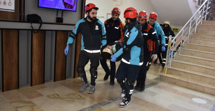 Şırnak'ta Deprem Haftası Etkinlikleri: Farkındalık ve Tatbikat